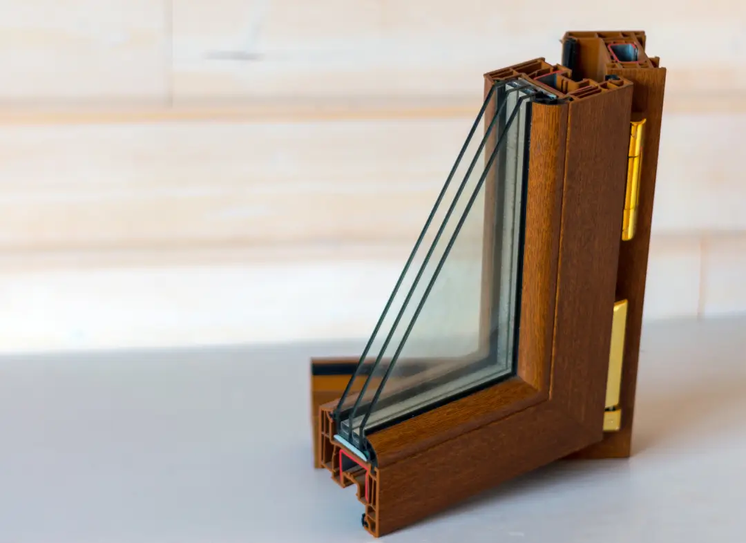 Installation de fenêtre en bois sur mesure Dompierre-sur-Yon